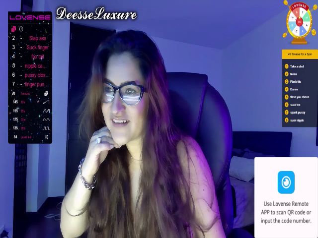 Live sex webcam photo for DeesseLuxure #257470898