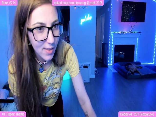 Live sex webcam photo for TheSharkQueen #259875411