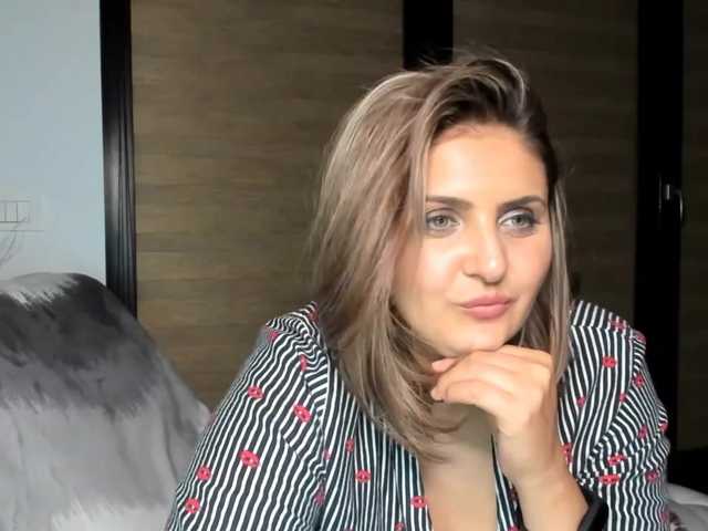 Live sex webcam photo for PriYaAddison #240972693