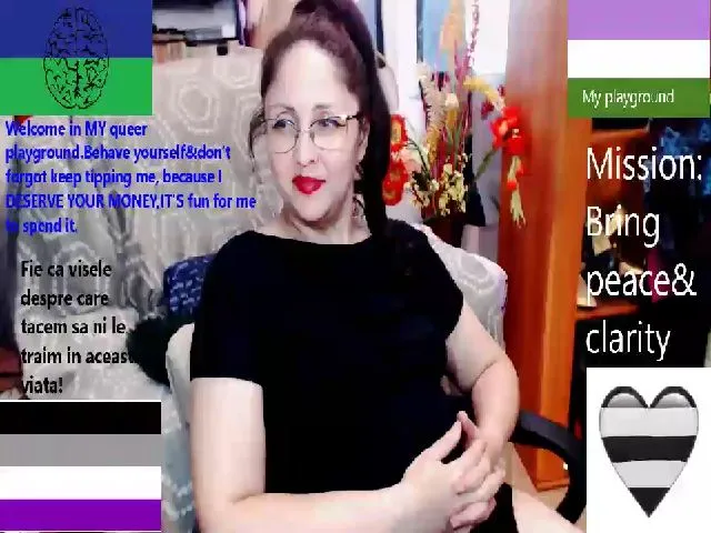 Live sex webcam photo for ImperatrizaS #252861174