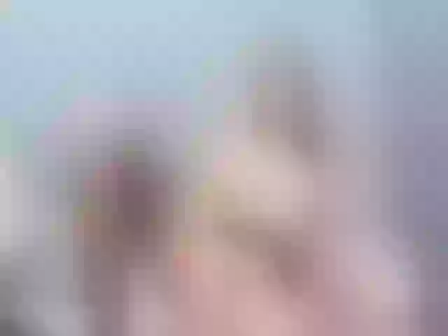Live sex webcam photo for White_Pie #263525049
