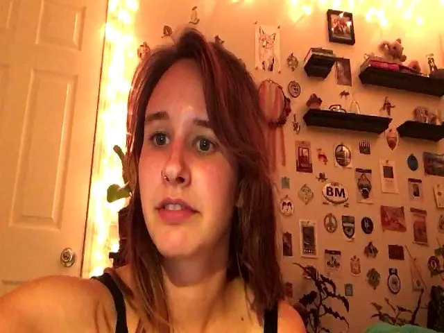 Live sex webcam photo for Lady_Garnet22 #260424557