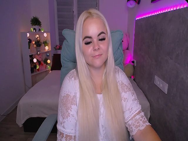 Live sex webcam photo for Jenni__fer #255157342