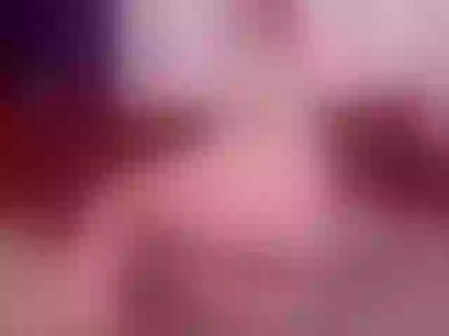 Live sex webcam photo for GiannaGoldx #254271504