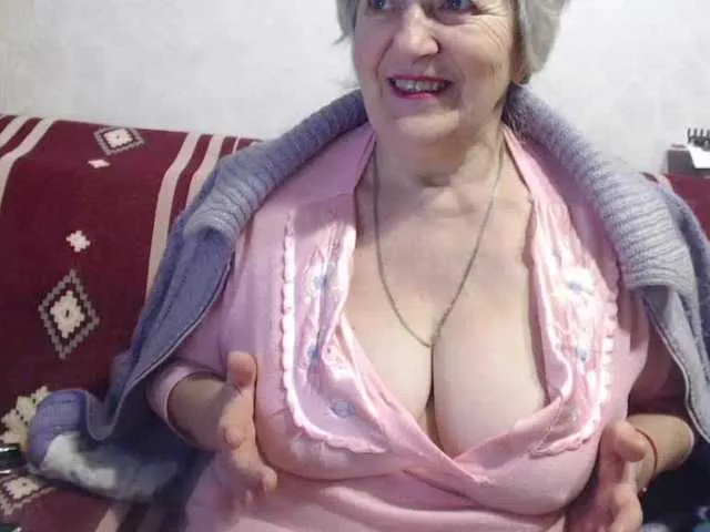 Live sex webcam photo for jannahot #241074459