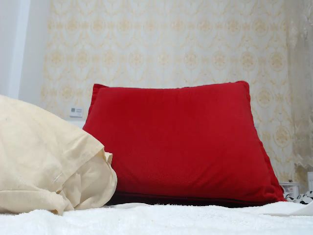 Live sex webcam photo for MelissaBby #265096118