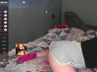 Live sex webcam photo for -LeeLoo- #240848073