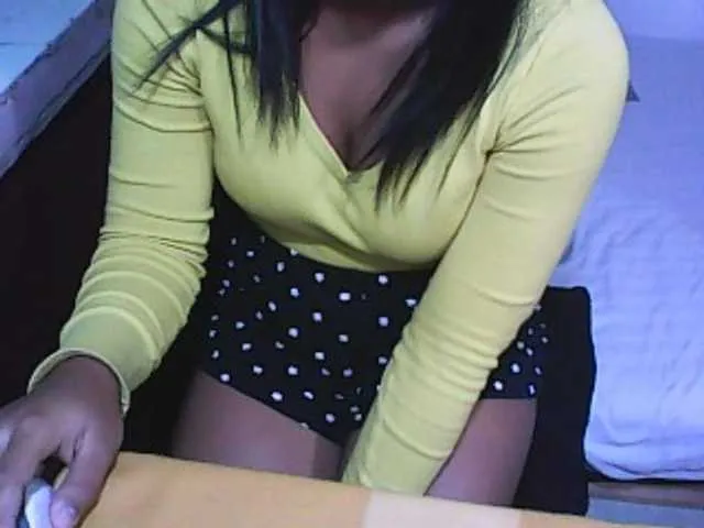 Live sex webcam photo for petitechou #243688412