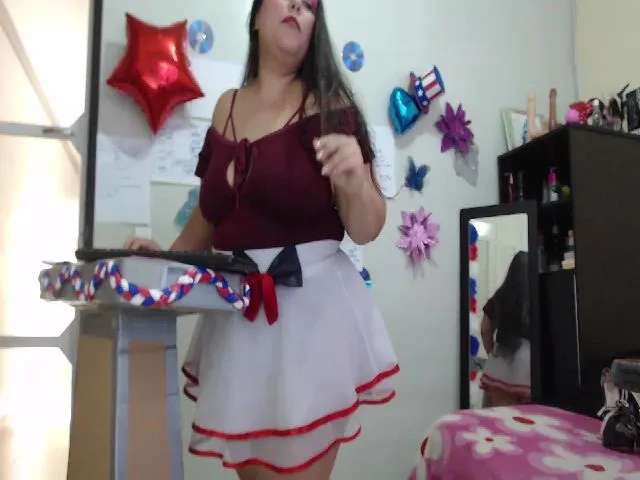 Live sex webcam photo for Nicollejordan #262736141