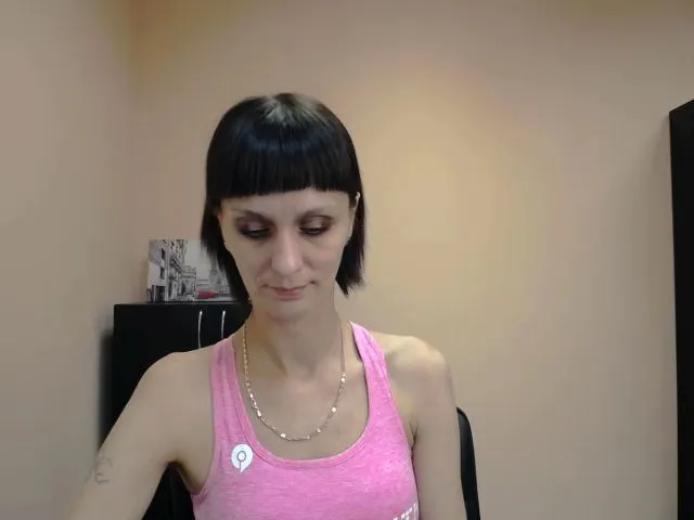 Live sex webcam photo for Abigail_i #262234313
