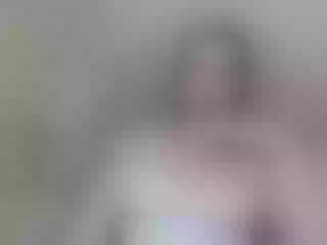 Live sex webcam photo for Margarita_18 #256035621