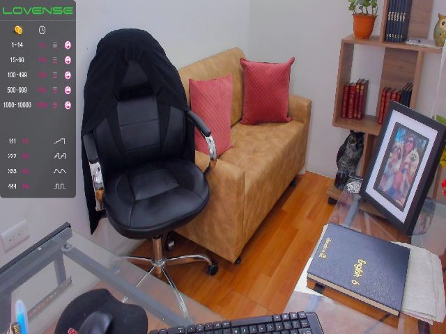 Live sex webcam photo for Kimberly_hot2 #259290580