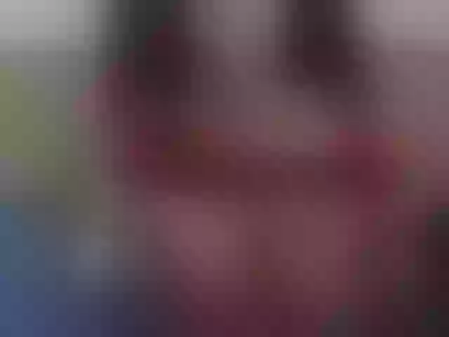 Live sex webcam photo for Explodeinmex #255415470