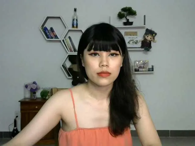 Live sex webcam photo for HahaNami #257705599