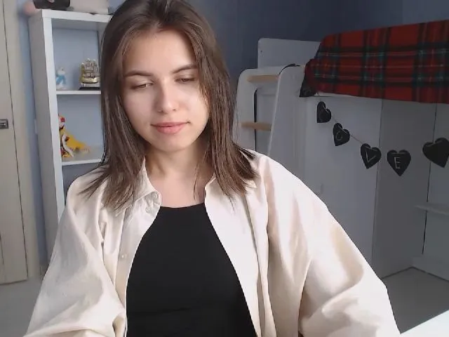 Live sex webcam photo for YourrAngell #256190776