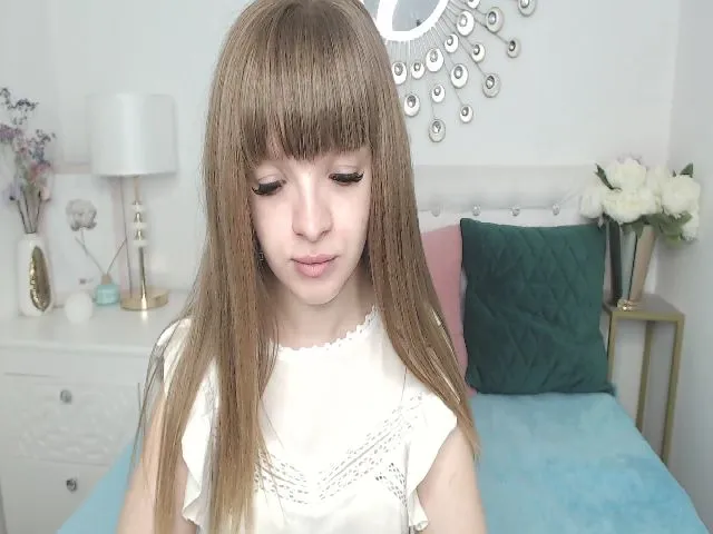 Live sex webcam photo for Ssexy_Kitty #262801782