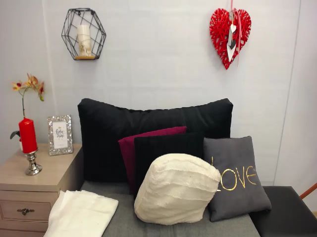 Live sex webcam photo for LaylaFantasy #263091688