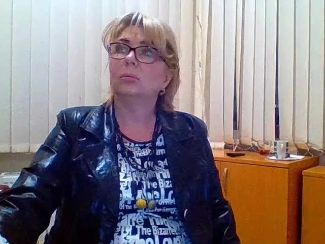 Live sex webcam photo for Luiziana111 #241280767