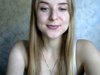 Live sex webcam photo for blonde-kisses #240584228