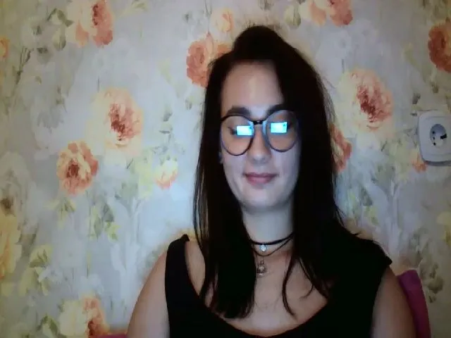 Live sex webcam photo for lolly_hollyy #257773513