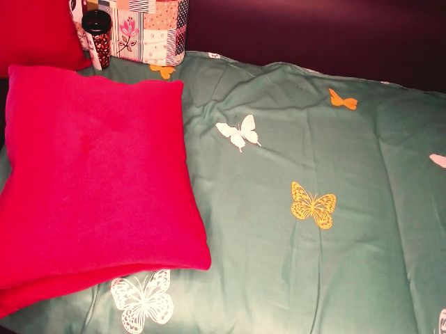 Live sex webcam photo for evellyn_eve #260963251