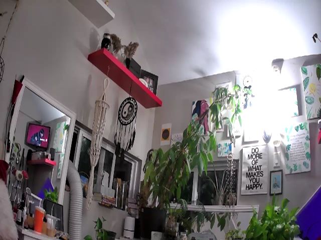 Live sex webcam photo for Sexylexi211 #257337040