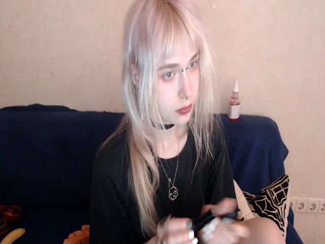 Live sex webcam photo for Killinna #253485162