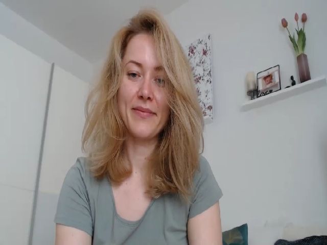 Live sex webcam photo for TessaPerf #260560081