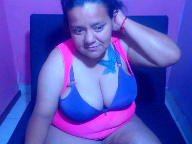 Live sex webcam photo for fattitsxxx #241245851