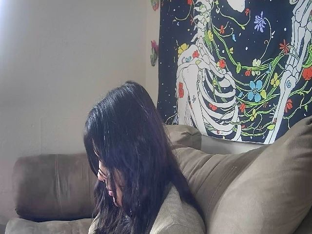 Live sex webcam photo for Lilmisspurp #260233229