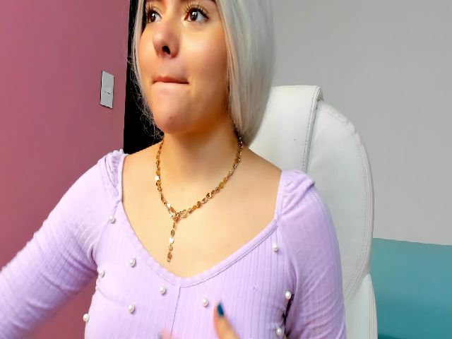 Live sex webcam photo for Tasha_cooper1 #255995687