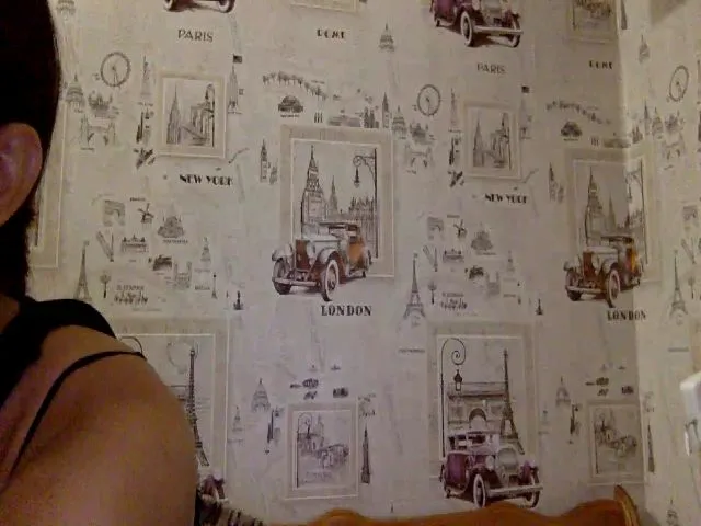Live sex webcam photo for JolyBoss #254569177