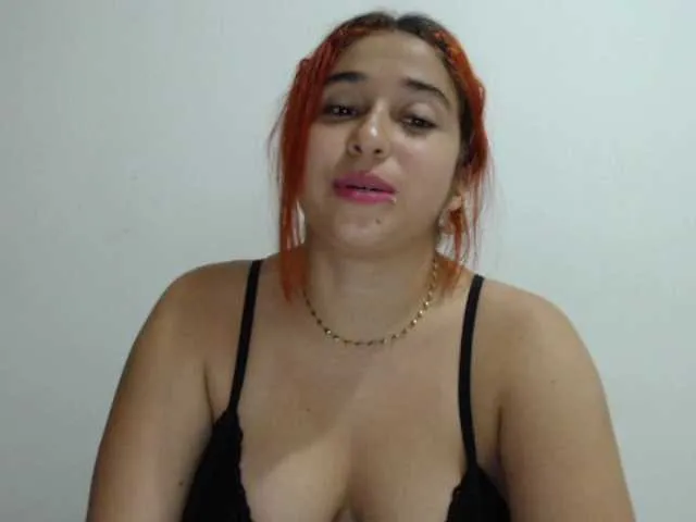 Live sex webcam photo for lucia98 #244395259