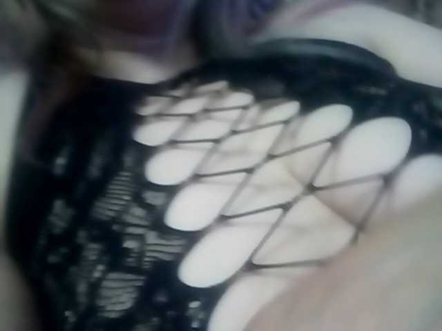 Live sex webcam photo for -Raven40- #241328812