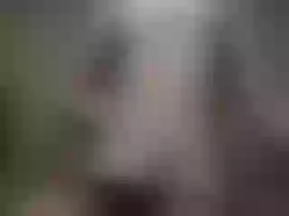 Live sex webcam photo for LiliannSweet #252235318