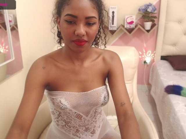 Live sex webcam photo for blaackmoon #251574237