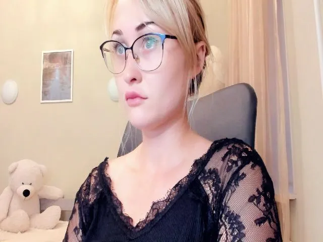 Live sex webcam photo for Mistress_Eva_ #256394460