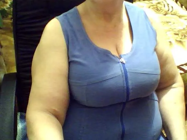 Live sex webcam photo for LolkaAlyss #287976388