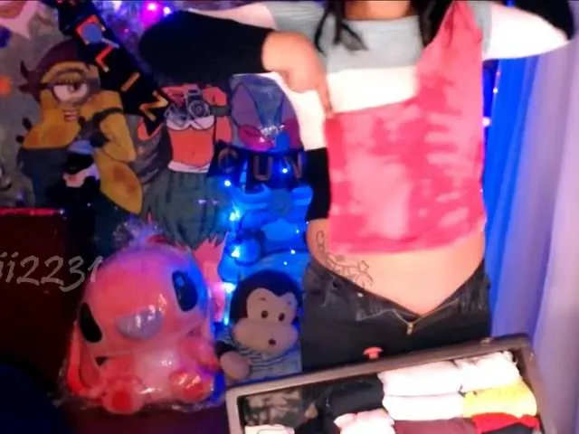 Live sex webcam photo for TATIKAZUMY #240942817