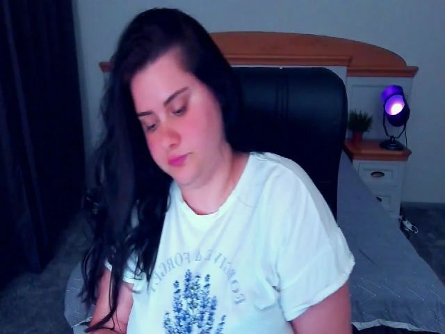 Live sex webcam photo for KaydenRowe #254568891