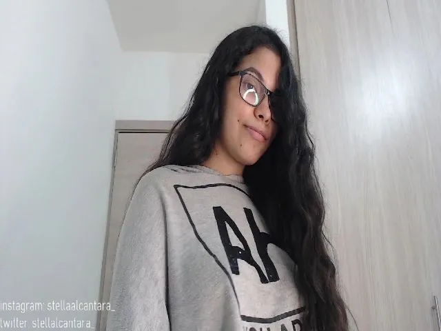 Live sex webcam photo for latina_____ #262673309