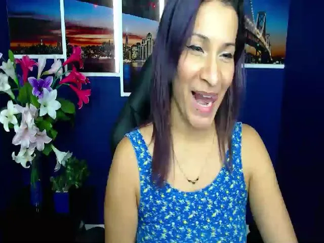 Live sex webcam photo for Infernalsexx #254926695