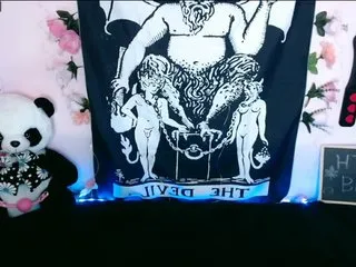 Live sex webcam photo for Clitbait #240537753