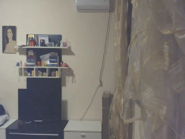 Live sex webcam photo for EmpressDaria #262444282