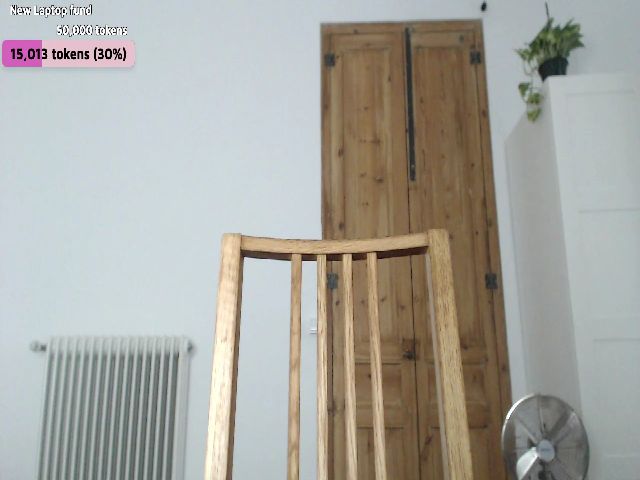 Live sex webcam photo for LolasPie #259817510