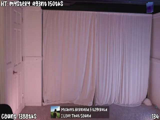 Live sex webcam photo for MaeveMystery #264471174