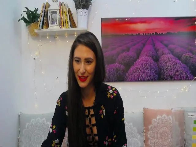 Live sex webcam photo for MaraW #256388574