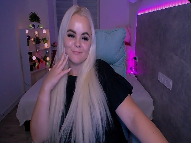 Live sex webcam photo for Jenni__fer #256089099