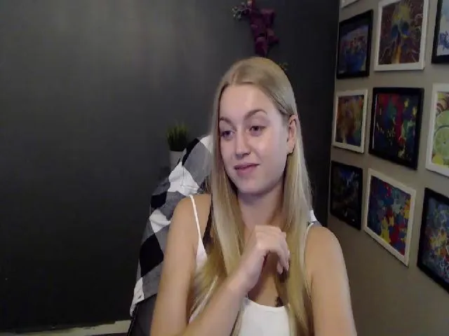 Live sex webcam photo for LUSTerica #265492450