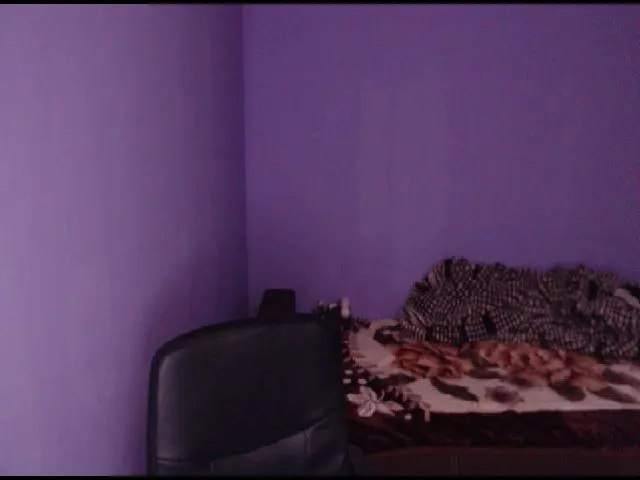 Live sex webcam photo for LoveJulliette #263016377